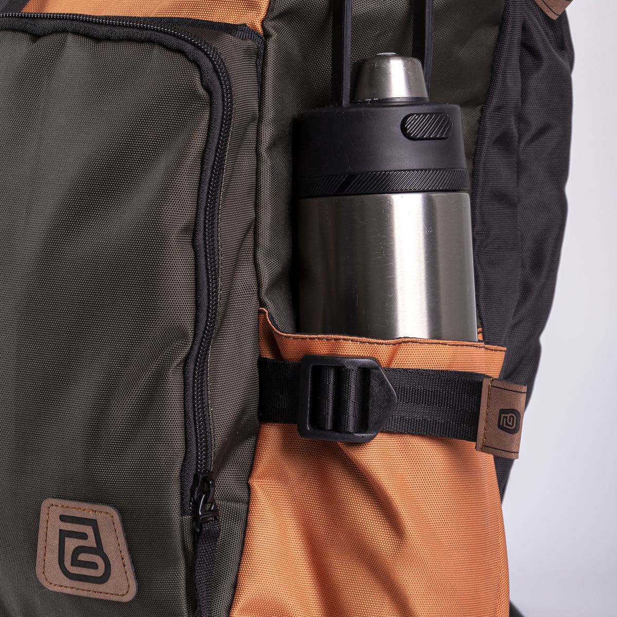 Morral Viajero Baggu Mono Ardilla color Oliva - MV107