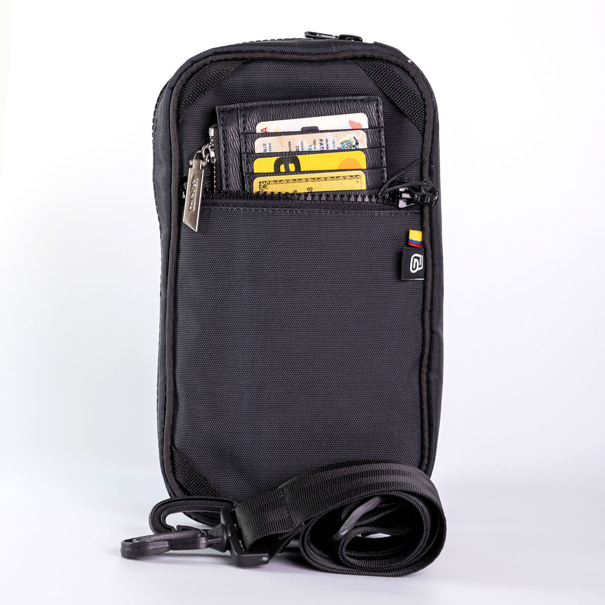 Porta Documentos Baggu Colibrí color Negro - PD605 Imagen secundaria del producto